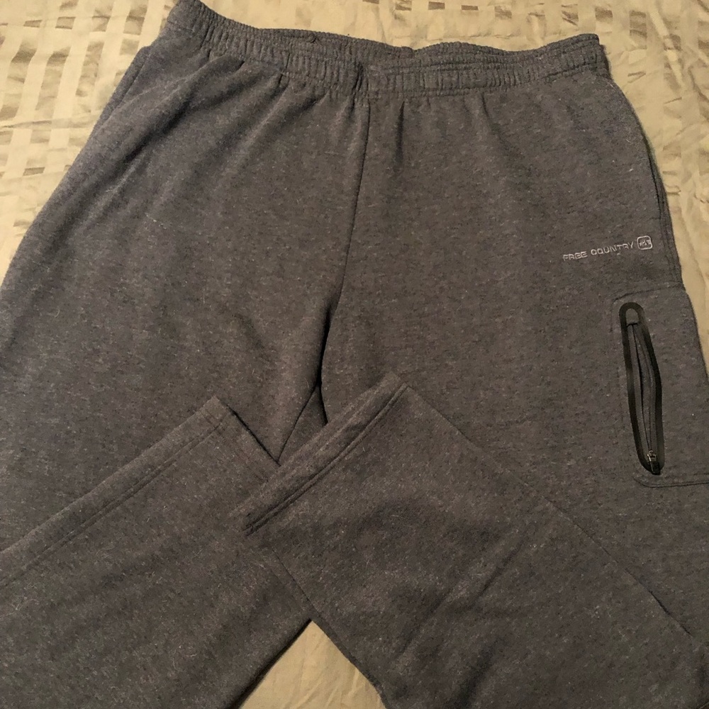 Free country sweats